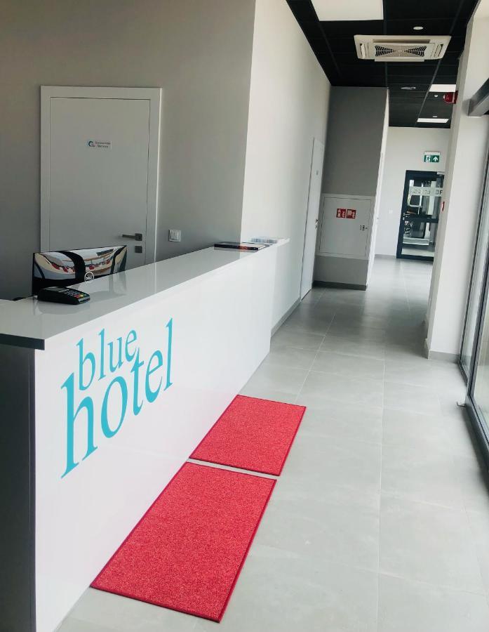 Blue Hotel Каліш Екстер'єр фото